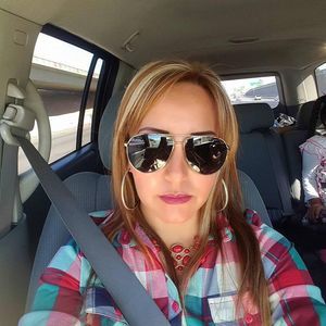 Meet your Posher, Velia